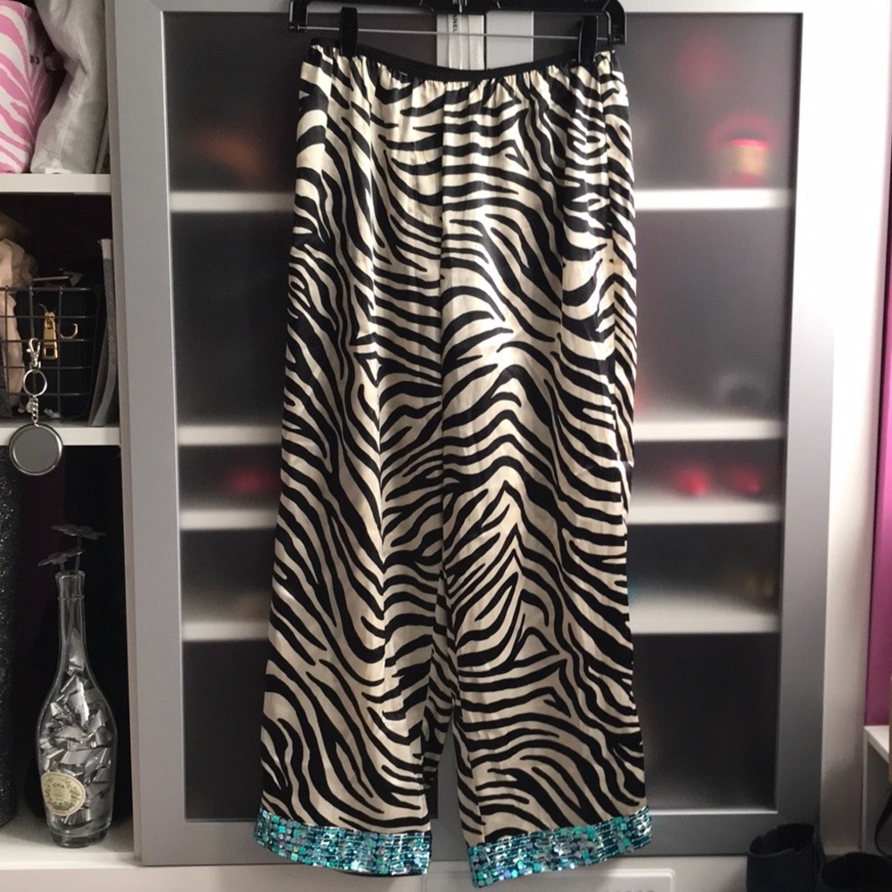 Lounge pants💙💙💙💙 - Picture 3 of 8